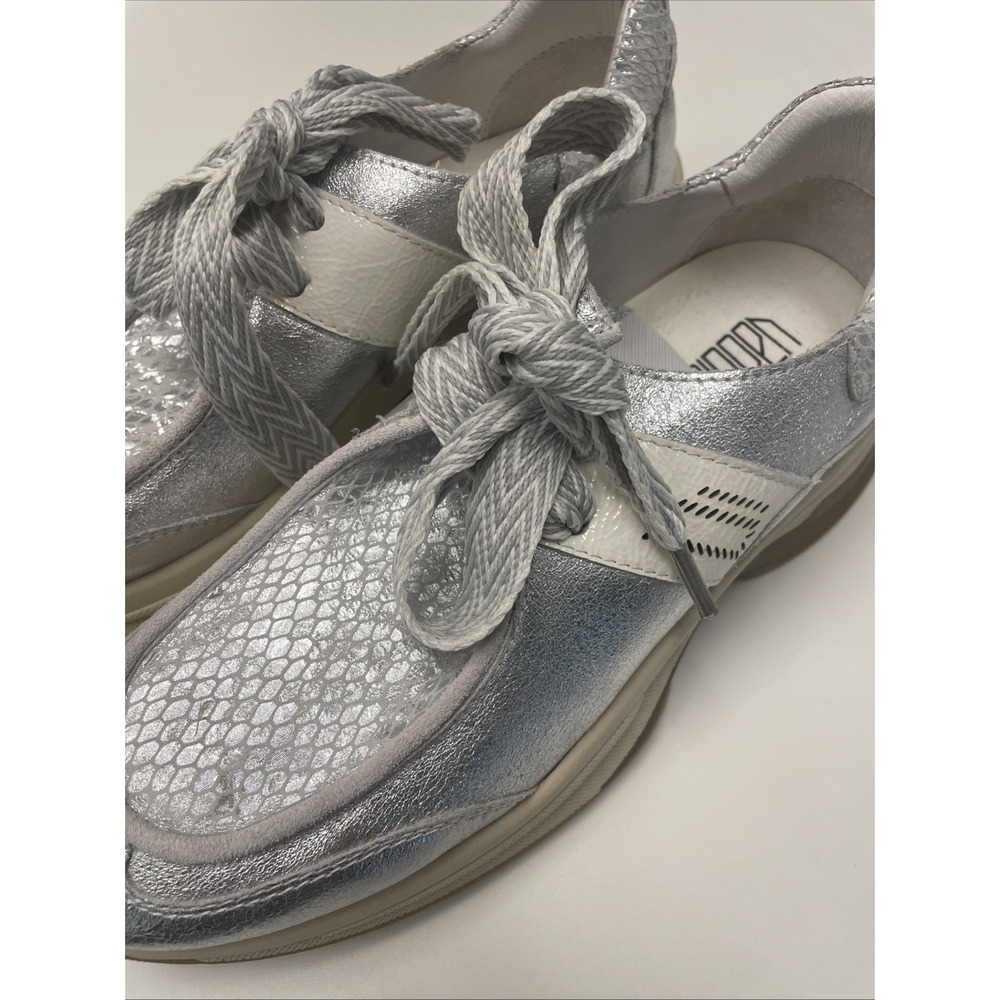 Vaddia Turbo Silver Metallic Leather Sneakers Women 40 US 9.5 NWOT